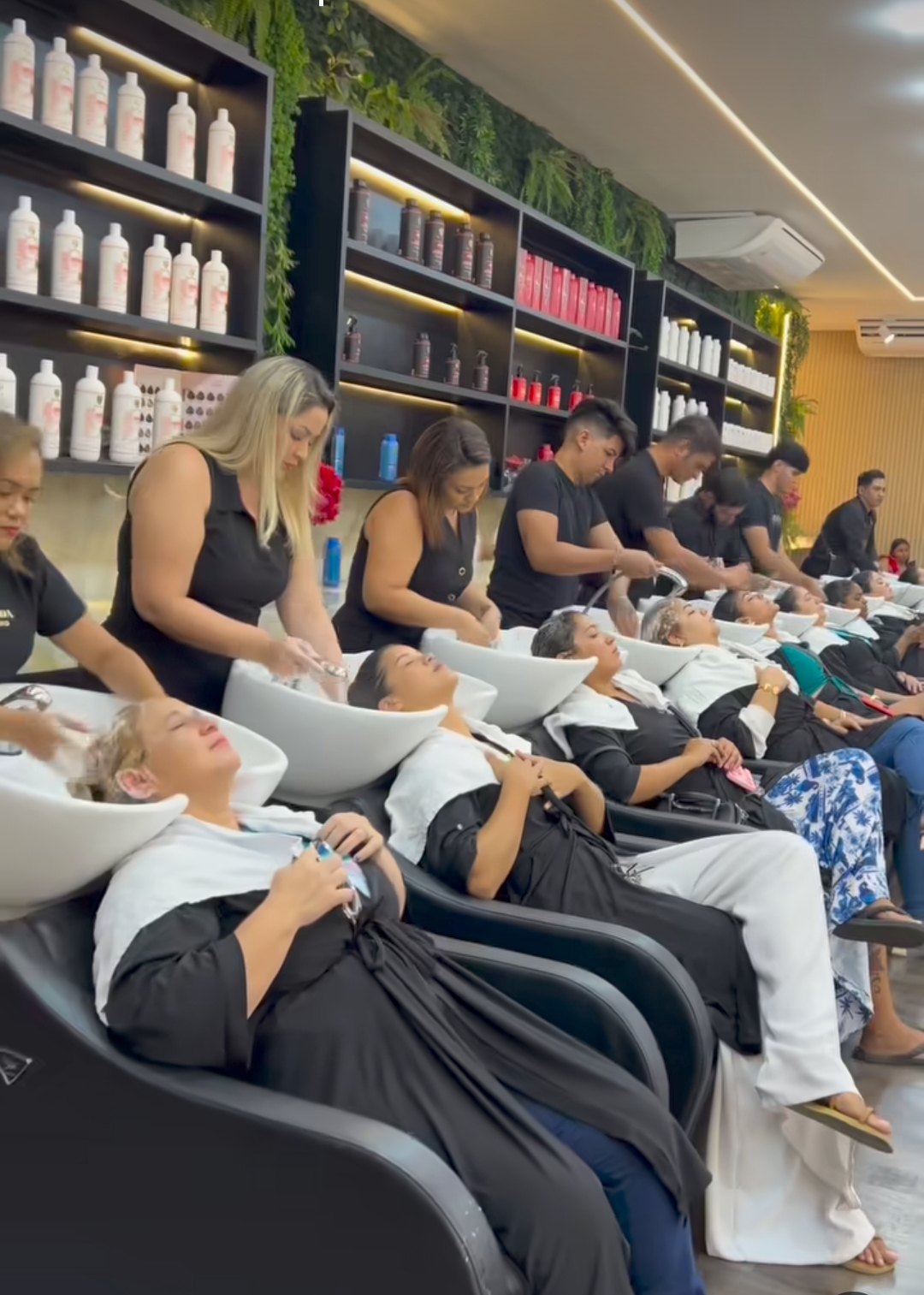 DIPLOMADO EN COLORIMETRIA Y COSMÉTICA 